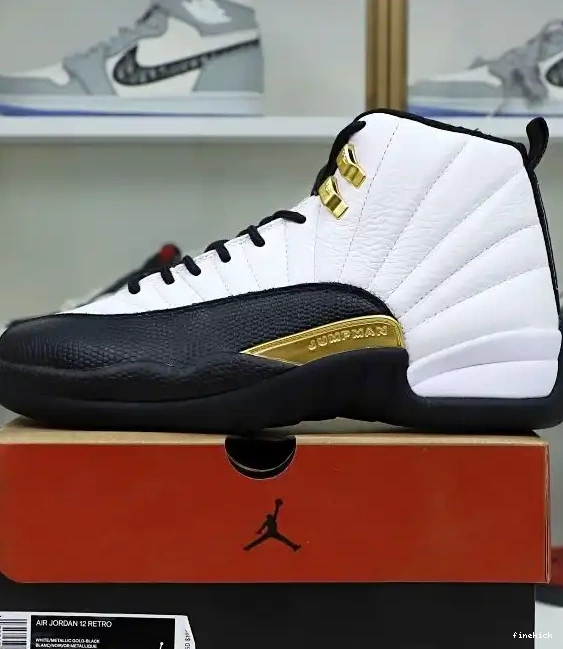 RETRO 12 'ROYALTY' JORDAN AIR 0530